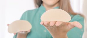 Prótesis para aumento de pecho: tipos de implantes y cómo elegirlos