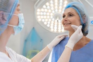 Cómo prepararse para una cirugía estética